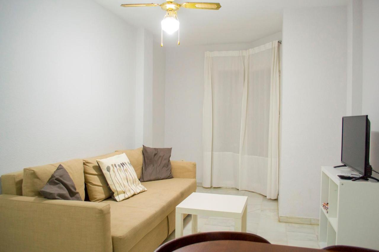 Oceanfront Apartment Malaga Luaran gambar